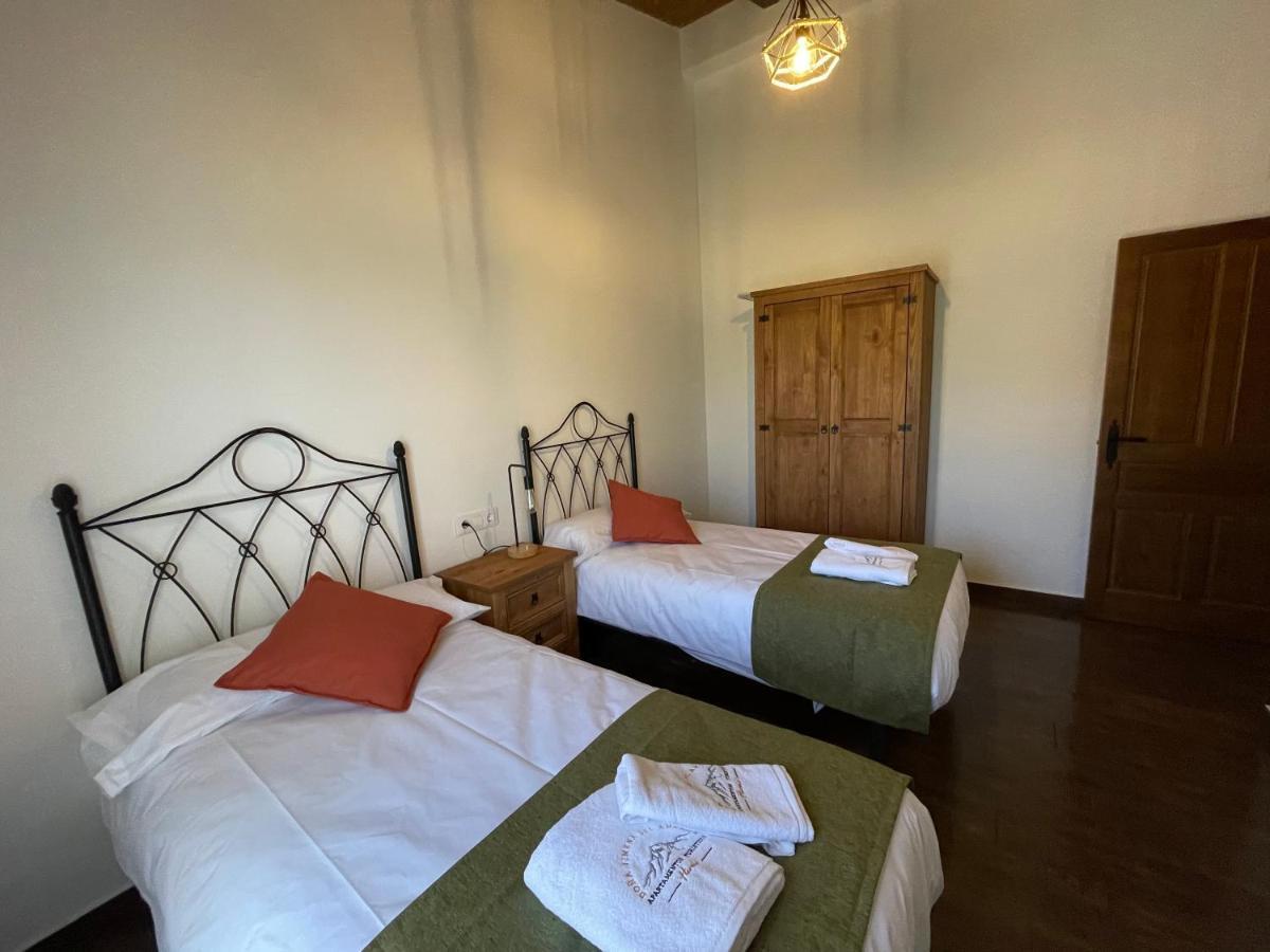 Apartamentos Dona Jimena Del Ambroz 4 Estrellas Complejo Unico En El Centro Del Pueblo - Piscina Ya Abierta Hervás Eksteriør bilde